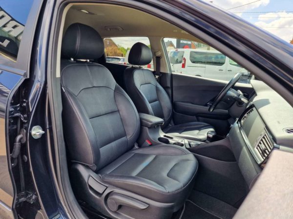 Kia Niro 1.6 GDi PHEV Fusion DCT / CUIR / ACC / CAMERA