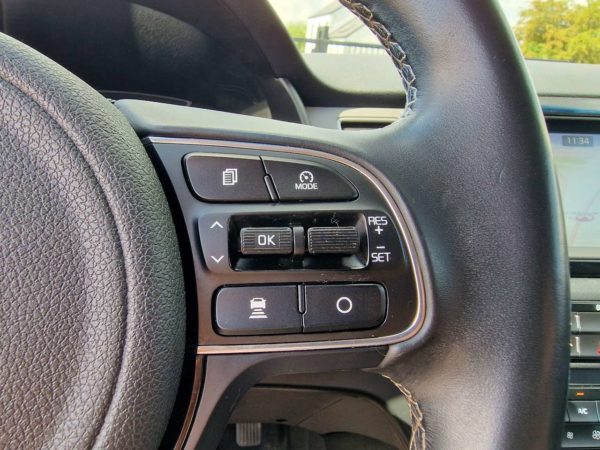 Kia Niro 1.6 GDi PHEV Fusion DCT / CUIR / ACC / CAMERA