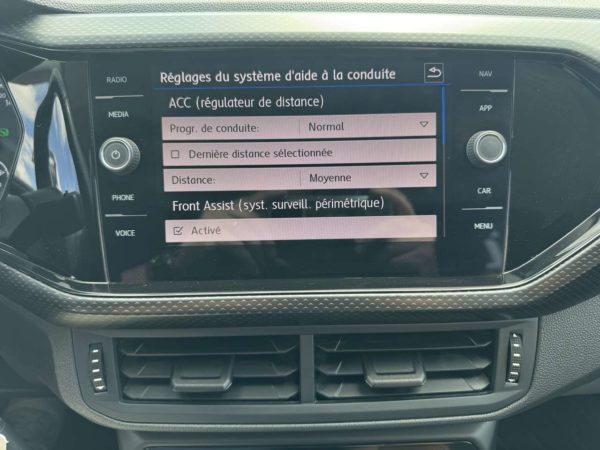 Volkswagen T-Cross 1.0 TSI Life DSG / AUTO / Navi / Carplay / Camera