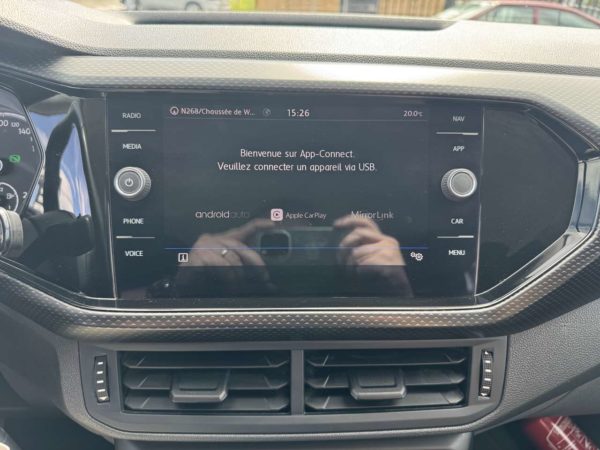 Volkswagen T-Cross 1.0 TSI Life DSG / AUTO / Navi / Carplay / Camera