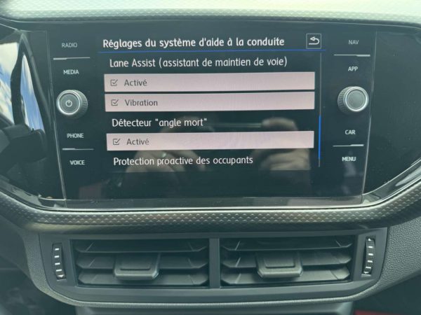 Volkswagen T-Cross 1.0 TSI Life DSG / AUTO / Navi / Carplay / Camera