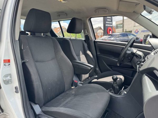 Suzuki Swift 1.2i GL Airco / USB / MARCHAND OU EXPORT