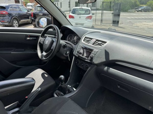 Suzuki Swift 1.2i GL Airco / USB / MARCHAND OU EXPORT