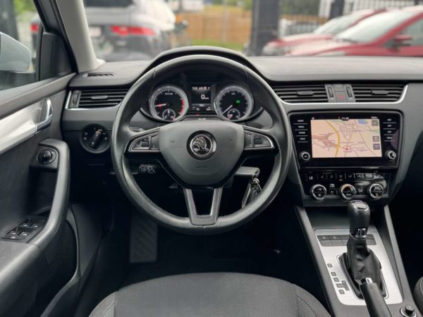 Skoda Octavia SW 1.0 TSI Ambition DSG / GPS / CARPLAY / ATTELAGE