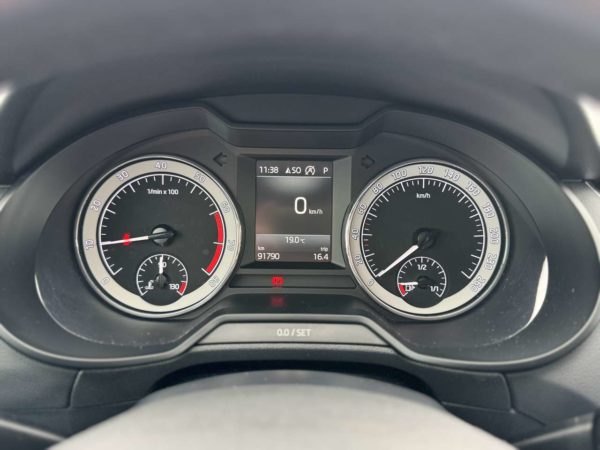 Skoda Octavia SW 1.0 TSI Ambition DSG / GPS / CARPLAY / ATTELAGE