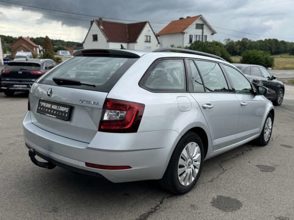 Skoda Octavia SW 1.0 TSI Ambition DSG / GPS / CARPLAY / ATTELAGE