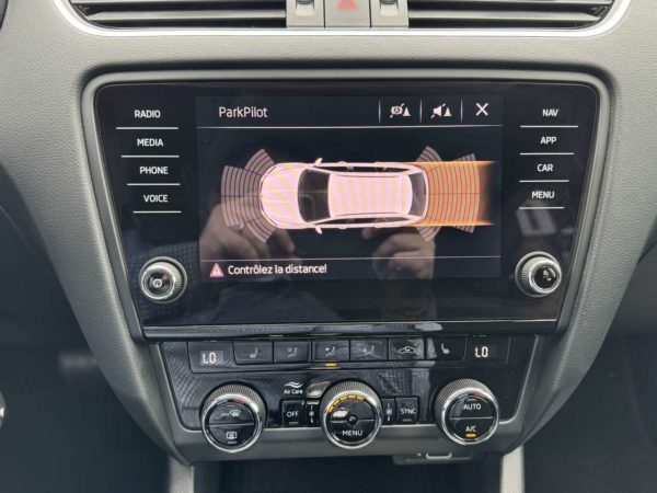 Skoda Octavia SW 1.0 TSI Ambition DSG / GPS / CARPLAY / ATTELAGE