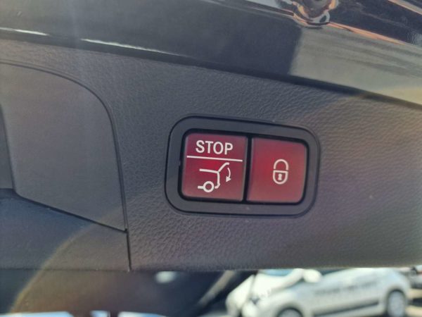 Mercedes-Benz GLC 300 de 4Matic / PHEV / AMG Line / GPS / PANO / CARPLAY