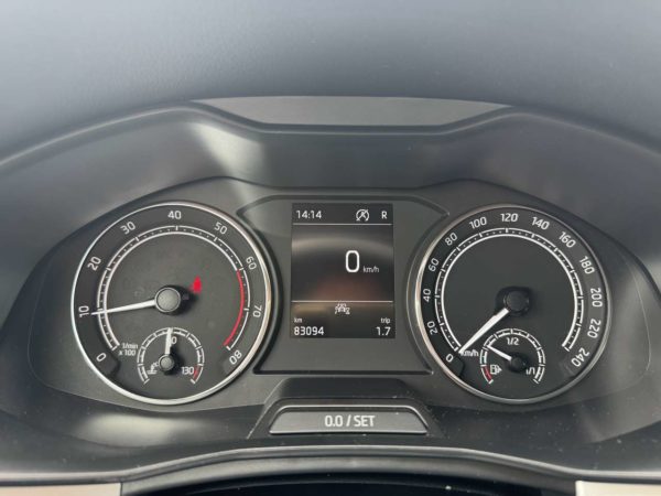 Skoda Scala 1.5 TSI Ambition DSG / CARPLAY / CAMERA / AUTO