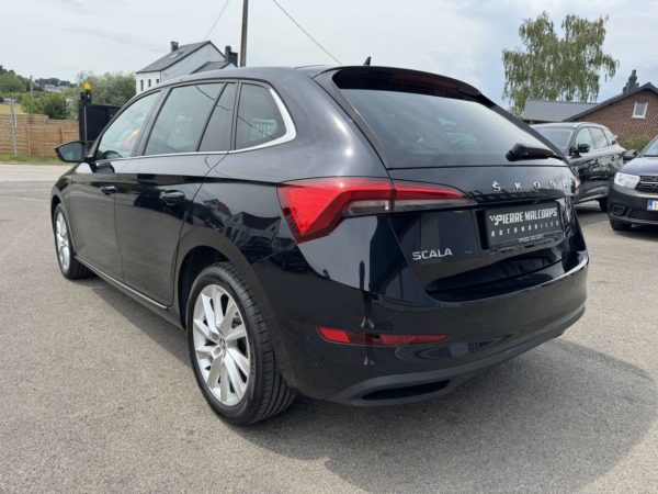 Skoda Scala 1.5 TSI Ambition DSG / CARPLAY / CAMERA / AUTO