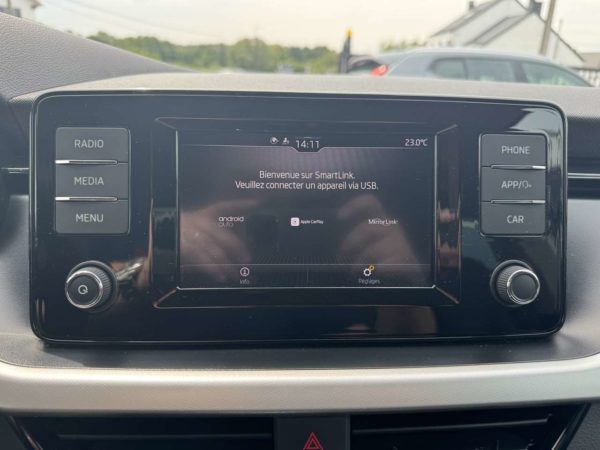 Skoda Scala 1.5 TSI Ambition DSG / CARPLAY / CAMERA / AUTO