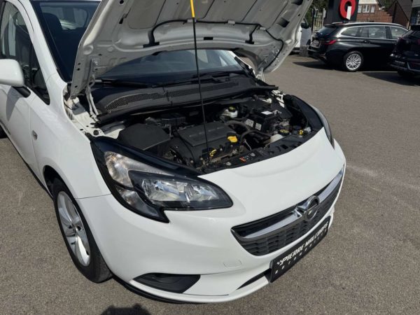 Opel Corsa 1.2i Edition / NAVI / CARPLAY / CLIM / CARNET
