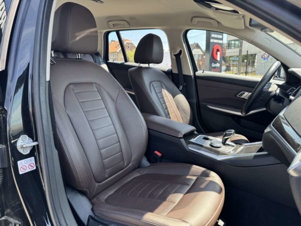 BMW 330 Touring 330eXA PHEV Luxury Line