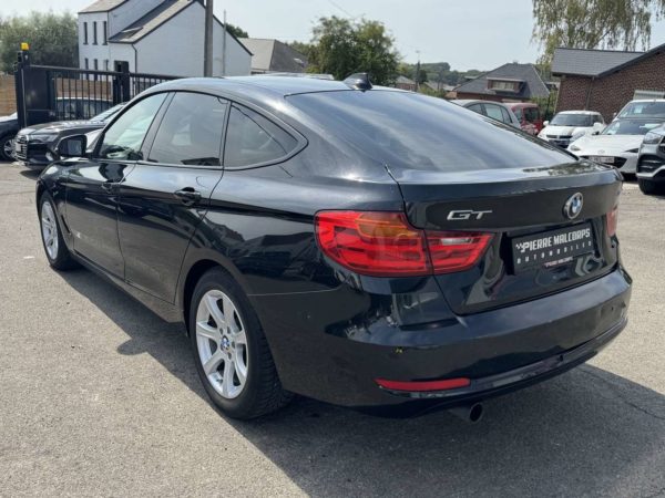 BMW 318 d GT GRAN TURISMO / ACCIDENTEE / MARCHAND / EXPORT