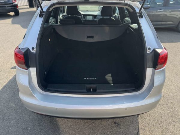 Opel Astra Sports Tourer 1.2 Turbo Edition / GPS / CARPLAY