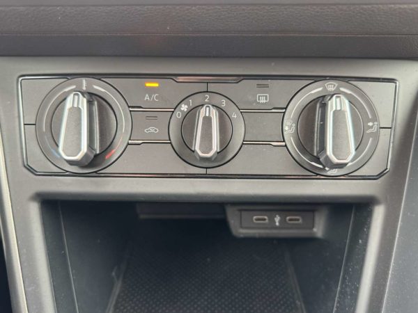 Volkswagen Polo 1.0 TSi Comfortline DSG / GPS / AIRCO / CARPLAY
