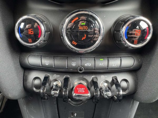 MINI One 1.5 AUTO 5P / FACELIFT / LED / GPS / CARPLAY /