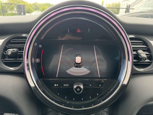 MINI One 1.5 AUTO 5P / FACELIFT / LED / GPS / CARPLAY /